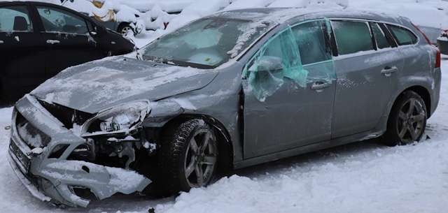 Volvo V60 2010-2013 (Type I, Fase 1) , Motorkode: D 4162 T, Girkassekode: 