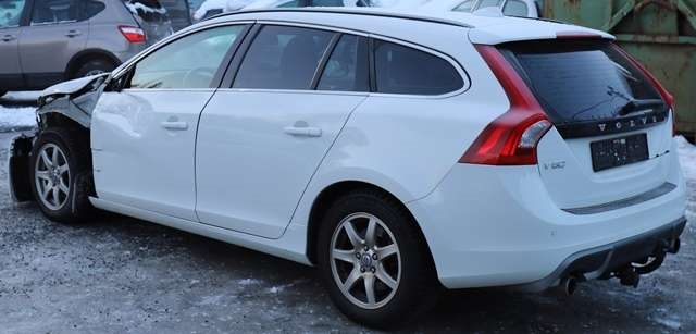 Volvo V60 2010-2013 (Type I, Fase 1) , Motorkode: D 4162 T, Girkassekode: 