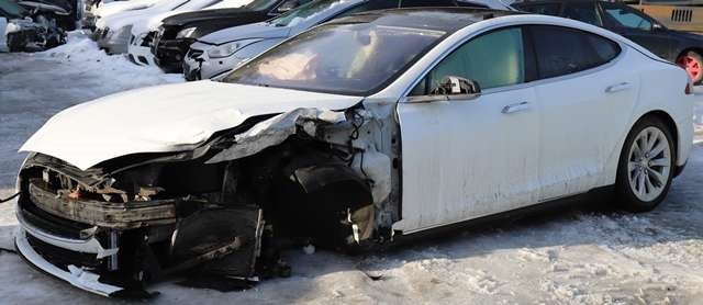 Tesla Model S 2013-2016 (Fase 1) , Motorkode: L1S, Girkassekode: 