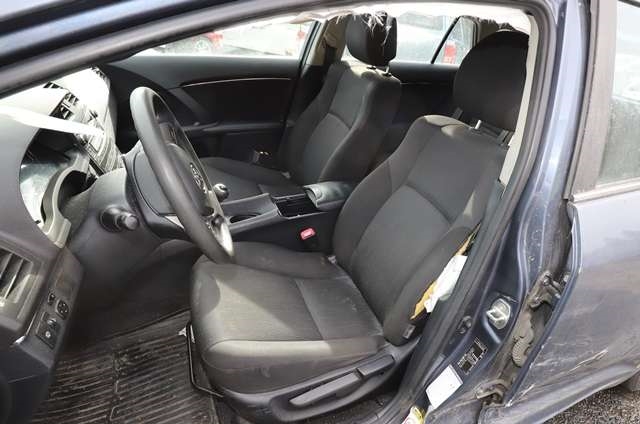 Toyota Avensis 2009-2015 (Type III, Fase 1) , Motorkode: 1AD-FTV, Girkassekode: 