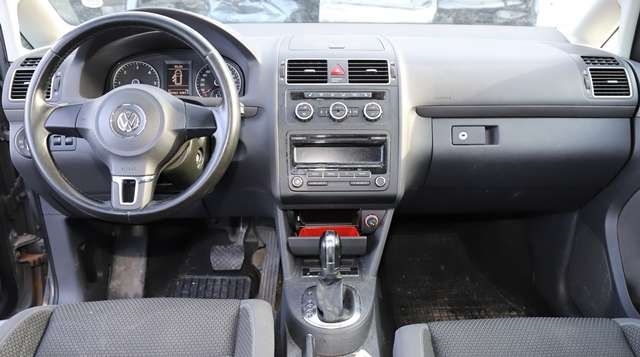 VW Touran 2010-2015 (Type I, Fase 3) , Motorkode: CAYC, Girkassekode: NTT
