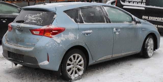 Toyota Auris 2013-2015 (Type II, Fase 1) , Motorkode: 2ZR-FXE, Girkassekode: 
