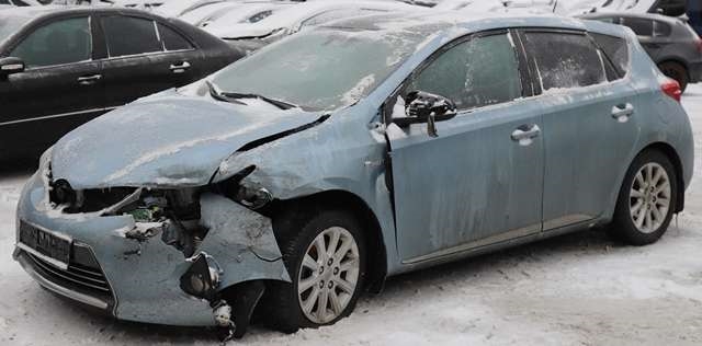 Toyota Auris 2013-2015 (Type II, Fase 1) , Motorkode: 2ZR-FXE, Girkassekode: 