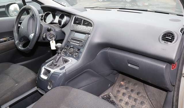 Peugeot 5008 2010-2017 (Type I) , Motorkode: 9HZ, Girkassekode: 