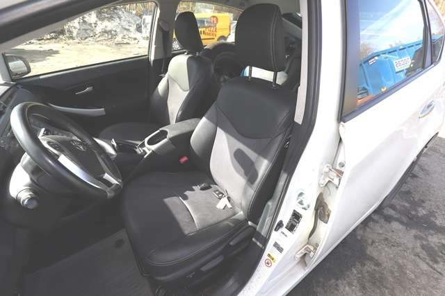 Toyota Prius 2009-2016 (Type III) (COMBI) (COMBI), Motorkode: 2ZR-FXE, Girkassekode: 