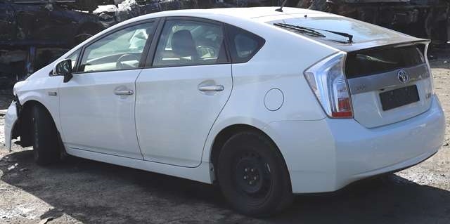 Toyota Prius 2009-2016 (Type III) (COMBI) (COMBI), Motorkode: 2ZR-FXE, Girkassekode: 