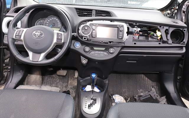 Toyota Yaris 2012-2014 (Type III, Fase 1) , Motorkode: 1NZ-FXE, Girkassekode: 