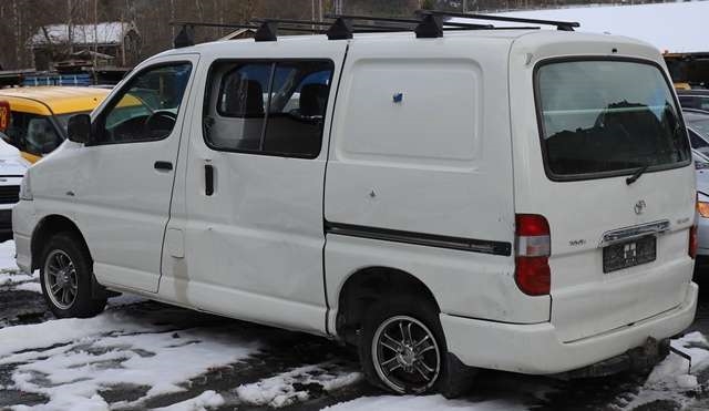 Toyota Hiace 2007-2012 (Fase 3) , Motorkode: 2KD-FTV, Girkassekode: