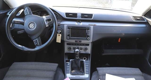 VW Passat 2011-2015 (B7) (B7), Motorkode: CFFB, Girkassekode: NFV