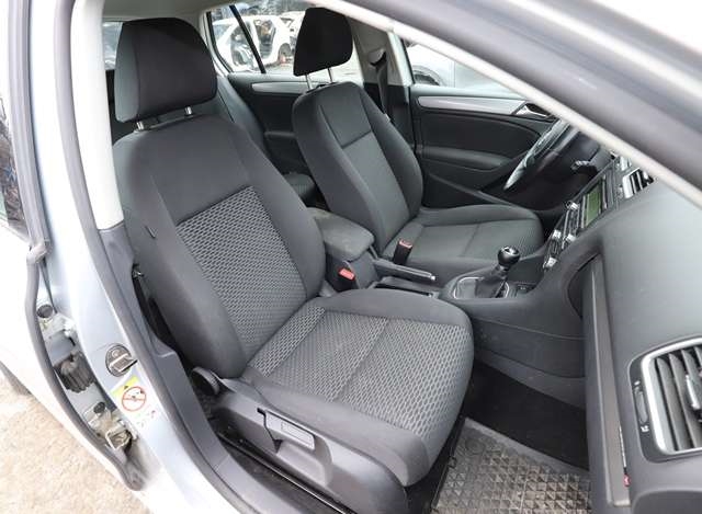 VW Golf VI 2008-2012 , Motorkode: CAYB, Girkassekode: LHW