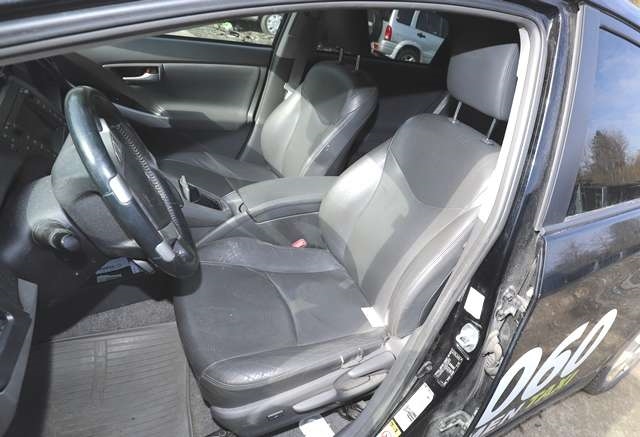 Toyota Prius 2009-2016 (Type III) (COMBI) (COMBI), Motorkode: 2ZR-FXE, Girkassekode: 