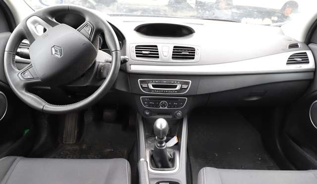Renault Megane 2009-2016 Type III , Motorkode: F9Q 870, Girkassekode: 