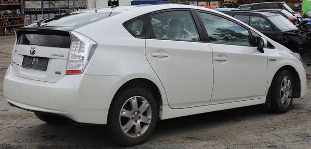 Toyota Prius 2009-2016 (Type III) (COMBI) (COMBI), Motorkode: 2ZR-FXE, Girkassekode: 