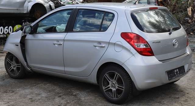 Hyundai i20 2009-2014 (Type I) , Motorkode: G4FA, Girkassekode: 