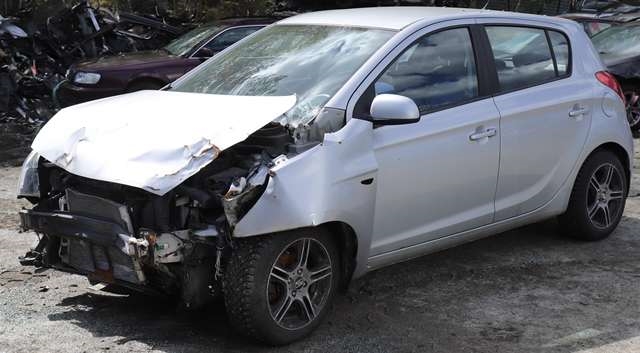 Hyundai i20 2009-2014 (Type I) , Motorkode: G4FA, Girkassekode: 