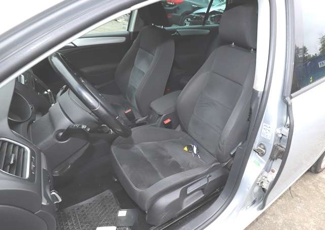 VW Golf VI 2008-2012 , Motorkode: CAYC, Girkassekode: LHW
