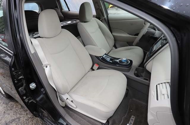 Nissan Leaf 2011-2017 (Type I) , Motorkode: EM61, Girkassekode: 