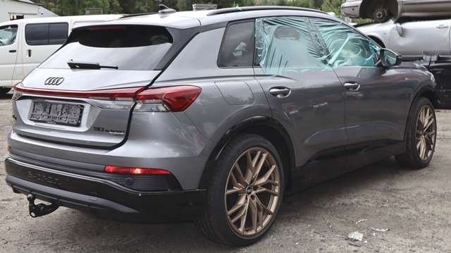 Audi Q4 e-tron 2021-->> , Motorkode: ELEKTRISK, Girkassekode: UMG