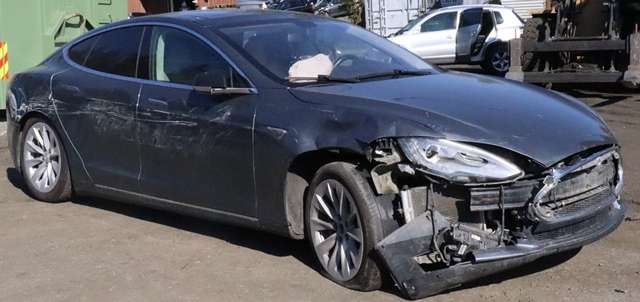 Tesla Model S 2013-2016 (Fase 1) , Motorkode: L1S, Girkassekode: 