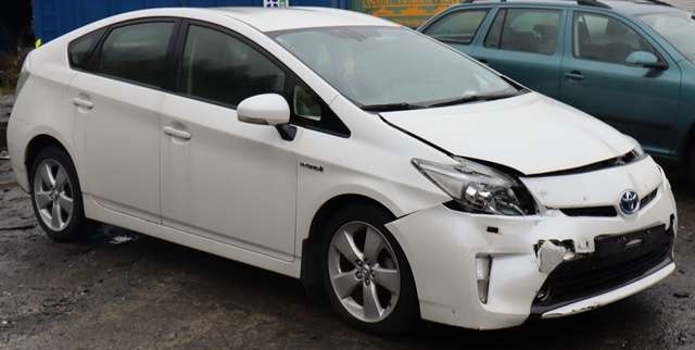 Toyota Prius 2009-2016 (Type III) (COMBI) (COMBI), Motorkode: 2ZR-FXE, Girkassekode: 
