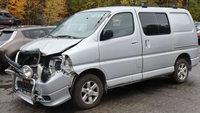 Toyota Hiace 2007-2012 (Fase 3) , Motorkode: 2KD-FTV, Girkassekode: 