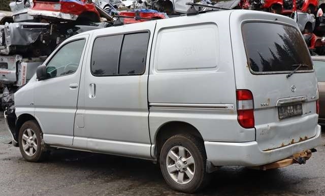 Toyota Hiace 2007-2012 (Fase 3) , Motorkode: 2KD-FTV, Girkassekode: 