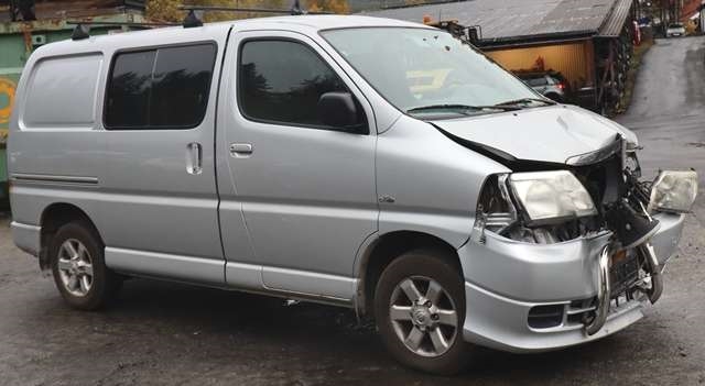 Toyota Hiace 2007-2012 (Fase 3) , Motorkode: 2KD-FTV, Girkassekode: 