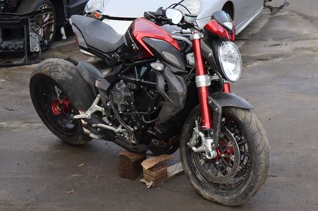 MC MV Agusta Dragster 2014-->> , Motorkode: , Girkassekode: 