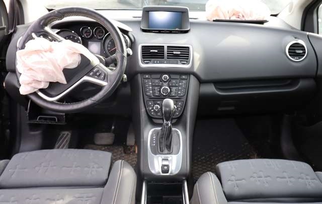 Opel Meriva B 2010-2017 , Motorkode: B14NEL, Girkassekode: 