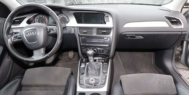 Audi A4 2007-2014 (Type IV) (B8) (B8), Motorkode: CDHA, Girkassekode: LLV
