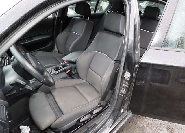 BMW 1-Serie 2004-2011 (E81/E82/E87/E88) (E81/E82/E87/E88), Motorkode: N47-D20 C, Girkassekode: 