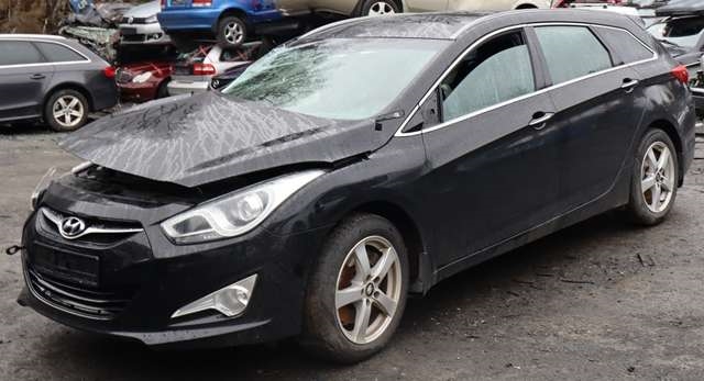 Hyundai i40 2012-2017 , Motorkode: D4FD, Girkassekode: