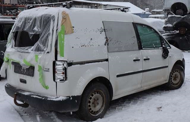 VW Caddy 2010-2015 (Type III, Fase 2) , Motorkode: CAYD, Girkassekode: MLV
