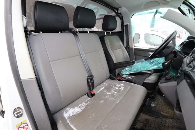 VW Transporter / Caravelle 2019-->> (T6.1) (T6.1), Motorkode: CXHA, Girkassekode: TFG