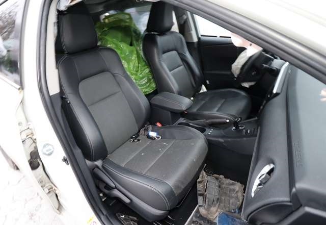 Toyota Auris 2015-2019 (Type II, Fase 2) , Motorkode: 2ZR-FXE, Girkassekode: 