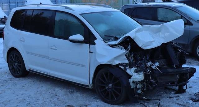 VW Touran 2010-2015 (Type I, Fase 3) , Motorkode: CFJA, Girkassekode: NLN