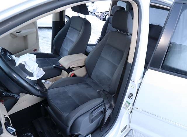 VW Touran 2010-2015 (Type I, Fase 3) , Motorkode: CFJA, Girkassekode: NLN