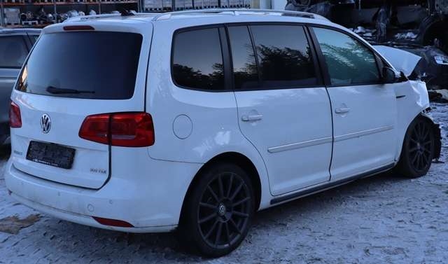 VW Touran 2010-2015 (Type I, Fase 3) , Motorkode: CFJA, Girkassekode: NLN