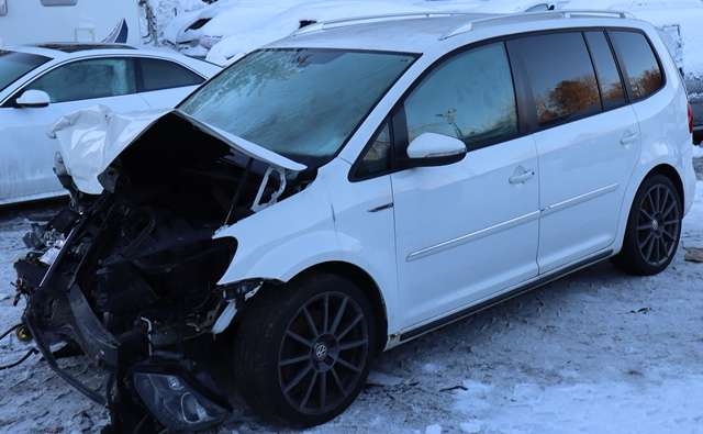 VW Touran 2010-2015 (Type I, Fase 3) , Motorkode: CFJA, Girkassekode: NLN