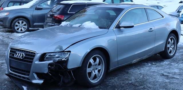 Audi A5 2007-2016 (Type I) , Motorkode: CDNC, Girkassekode: MNG