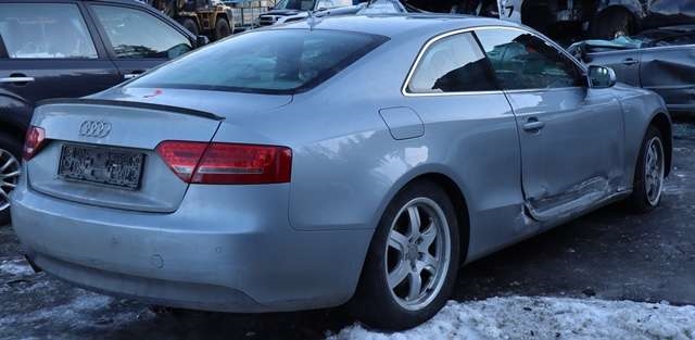 Audi A5 2007-2016 (Type I) , Motorkode: CDNC, Girkassekode: MNG
