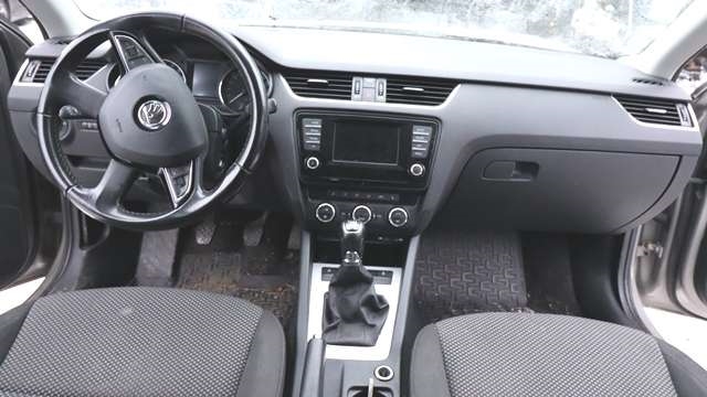 Škoda Octavia 2013-2016 (Type III, Fase 1) , Motorkode: CLHA, Girkassekode: MRV