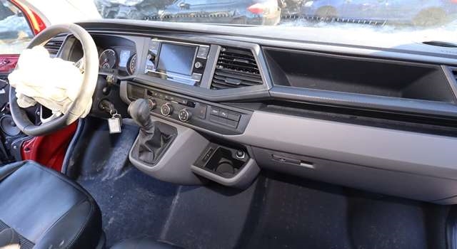 VW Transporter / Caravelle 2019-->> (T6.1) (T6.1), Motorkode: CXHA, Girkassekode: UTR