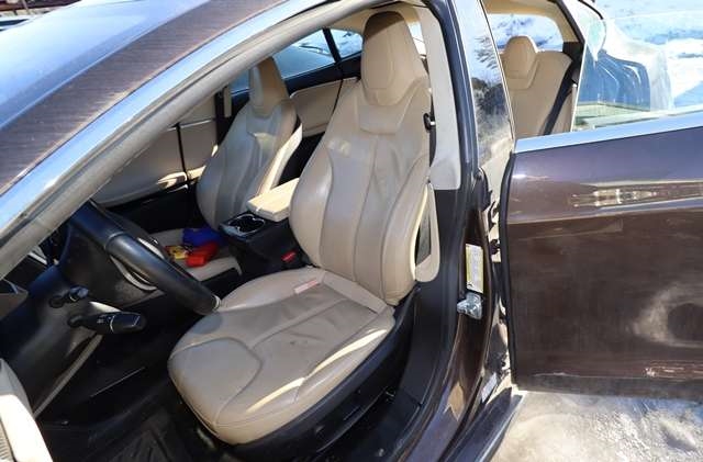 Tesla Model S 2013-2016 (Fase 1) , Motorkode: L1S, Girkassekode: 