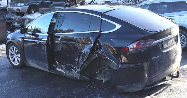 Tesla Model X 2016-->> , Motorkode: L2S, Girkassekode: 