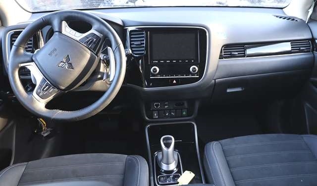 Mitsubishi Outlander 2015-->> (Type III, Fase 2) , Motorkode: 4B12, Girkassekode: 