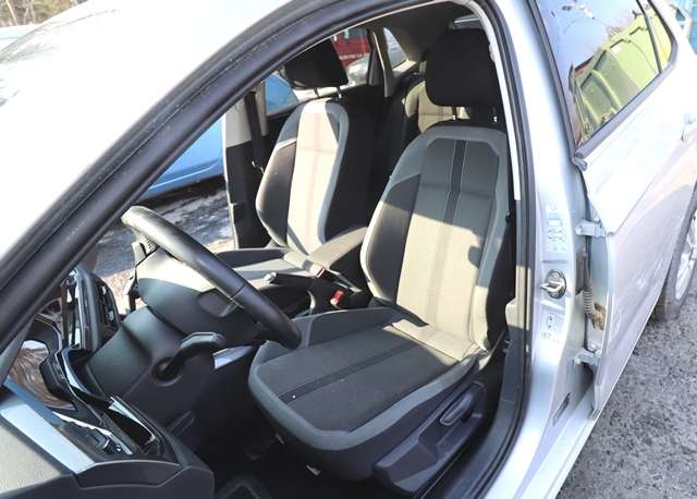 VW Polo 2017-2021 (Type VI, Fase 1) , Motorkode: DKLA, Girkassekode: SST