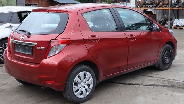 Toyota Yaris 2012-2014 (Type III, Fase 1) , Motorkode: 1KR-FE, Girkassekode: 