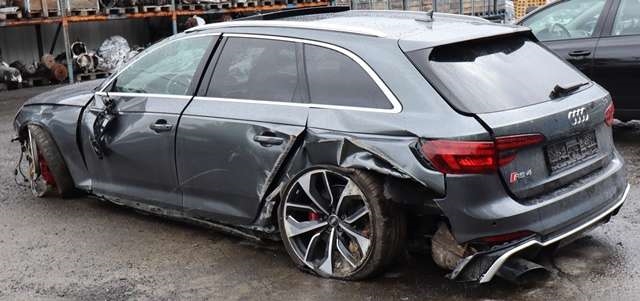 Audi RS4 2018-->> , Motorkode: DECA, Girkassekode: RZN