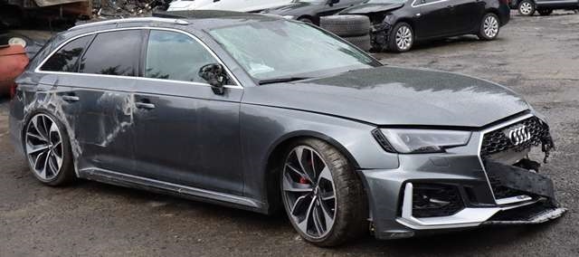 Audi RS4 2018-->> , Motorkode: DECA, Girkassekode: RZN